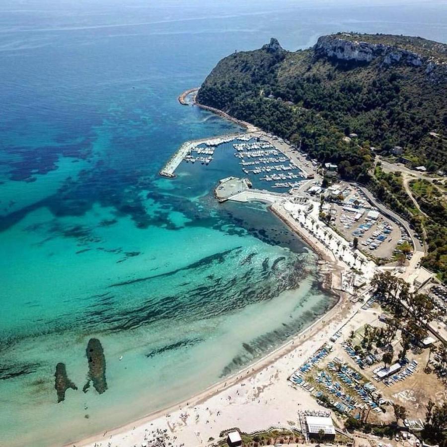 B&B Pothos - Eng Ita - Air Conditioning Wi-Fi Fridge Netflix Local Guide - Aria Condizionata, Frigo, Internet, Guida Locale Cagliari Bagian luar foto